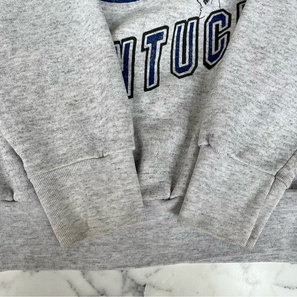 Vintage Gray UK Kentucky Wildcats Basketball Graphic Sweatshirt Crewneck - Picture 8 of 14